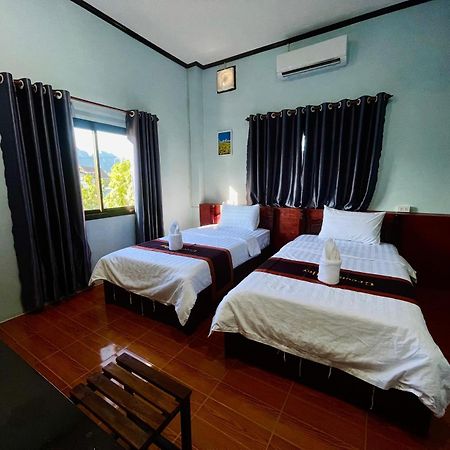 ואנג ויינג Smile Guesthouse Vangvieng מראה חיצוני תמונה