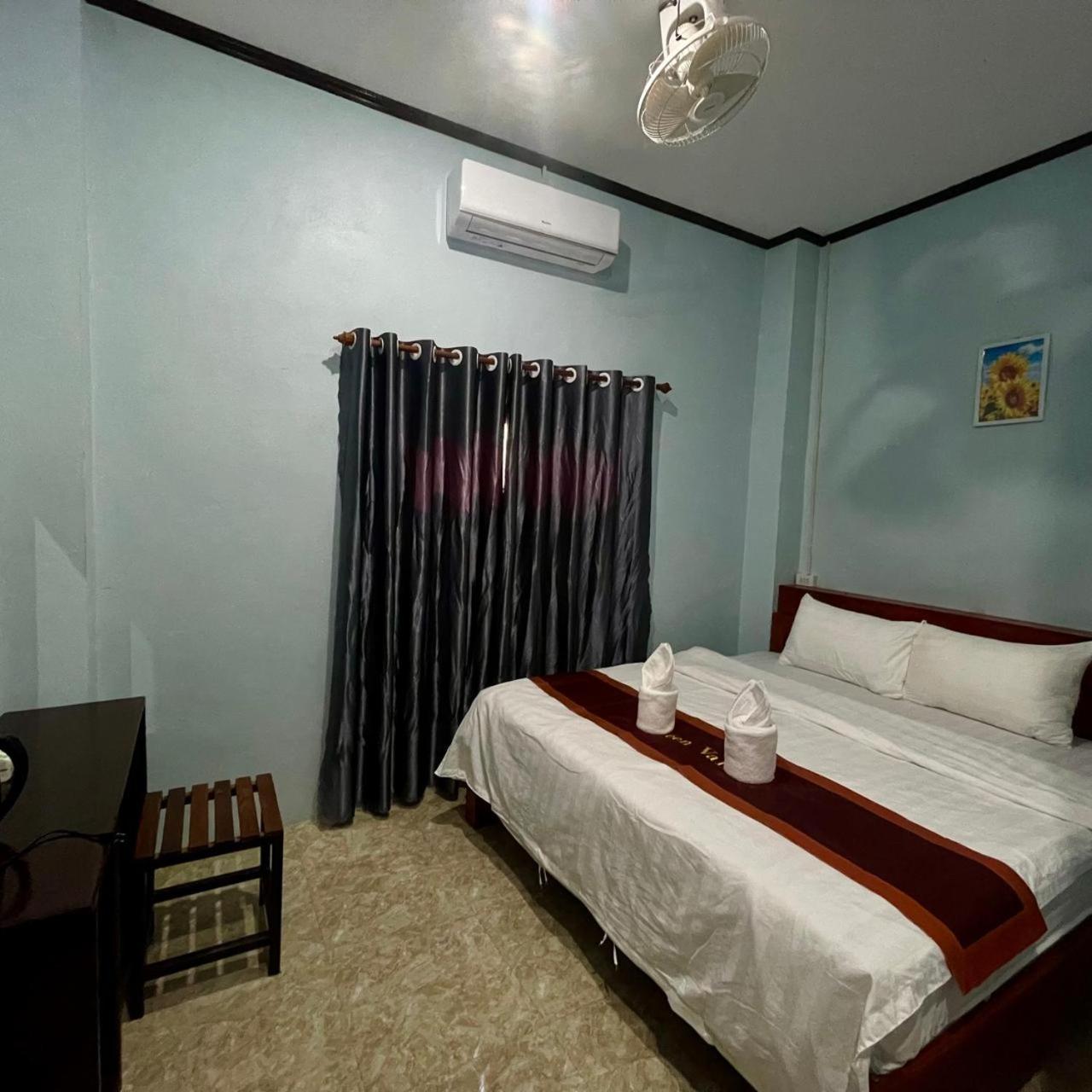 ואנג ויינג Smile Guesthouse Vangvieng מראה חיצוני תמונה