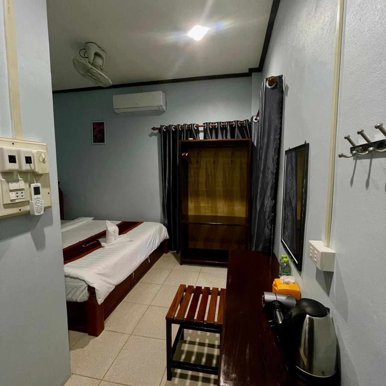 ואנג ויינג Smile Guesthouse Vangvieng מראה חיצוני תמונה